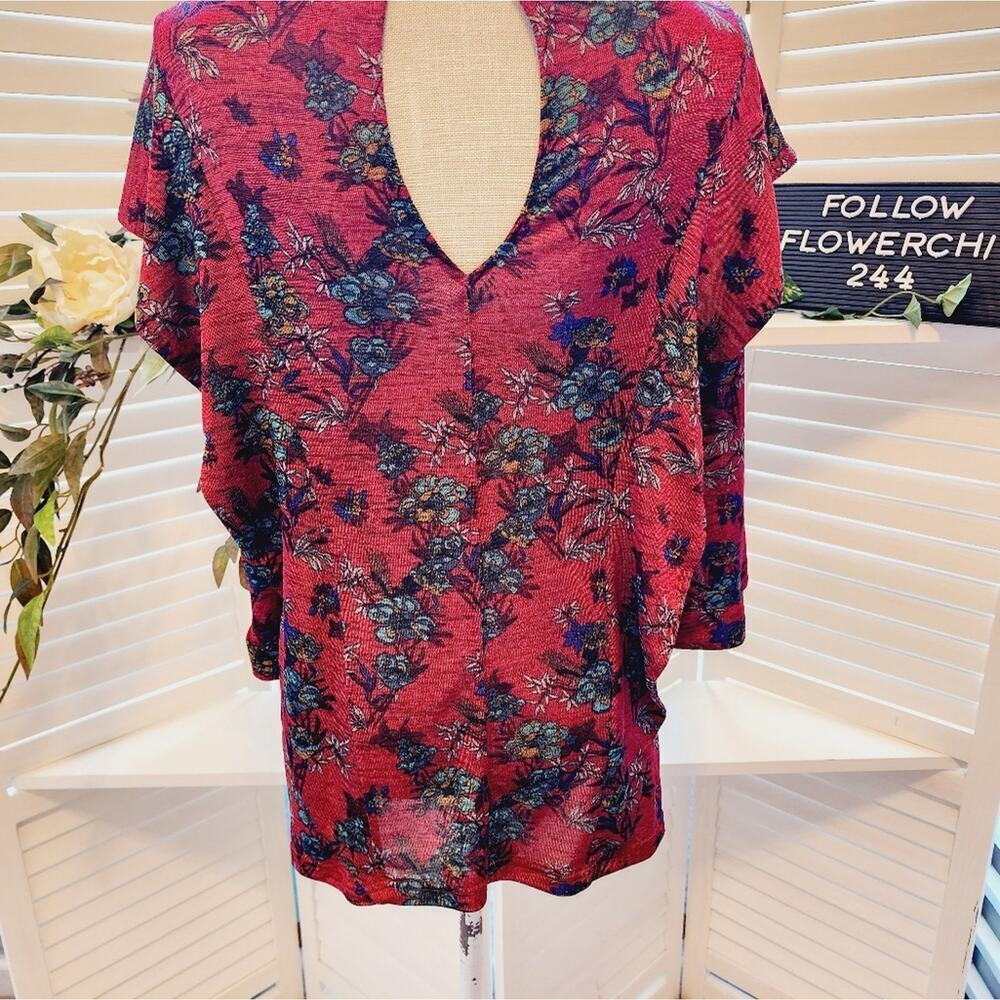 FREE PEOPLE RED DOCK STREET FLORAL RUFFLE SLEEVE BLOUSE SIZE MED - Picture 3 of 9